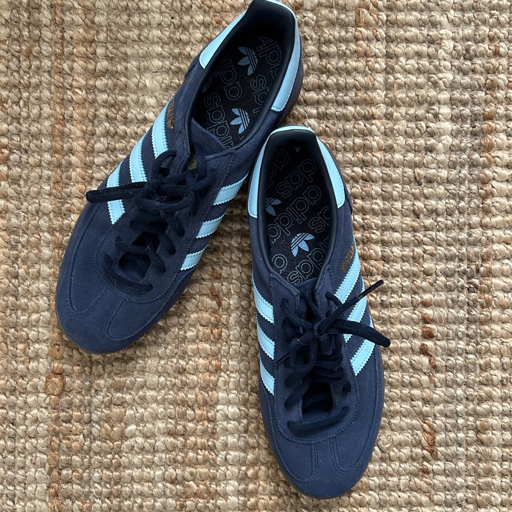 NWOT Men’s adidas Handball Spezial Navy Gum size 11